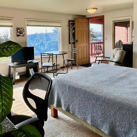 The Peregrine Suite - Comfort And Luxury In The Heart Of Kodiak Exterior foto